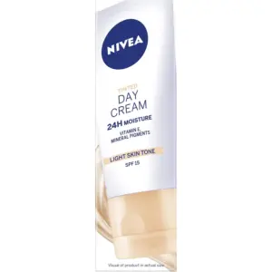 Nivea Moisturising Day Cream Natural SPF15 50ml - Image 3