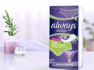 Always Comfort Scented 26 Liners - Image 2