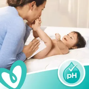 Pampers Baby Fresh Clean 52 Wipes - Image 4