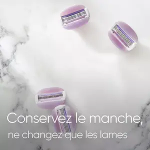 Gillette Venus Comfortglide Breeze Charger 4 Refills - Image 2